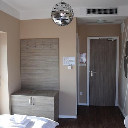 Daka Prenocisce Motel Velika Vas pri Krškem Rom bilde