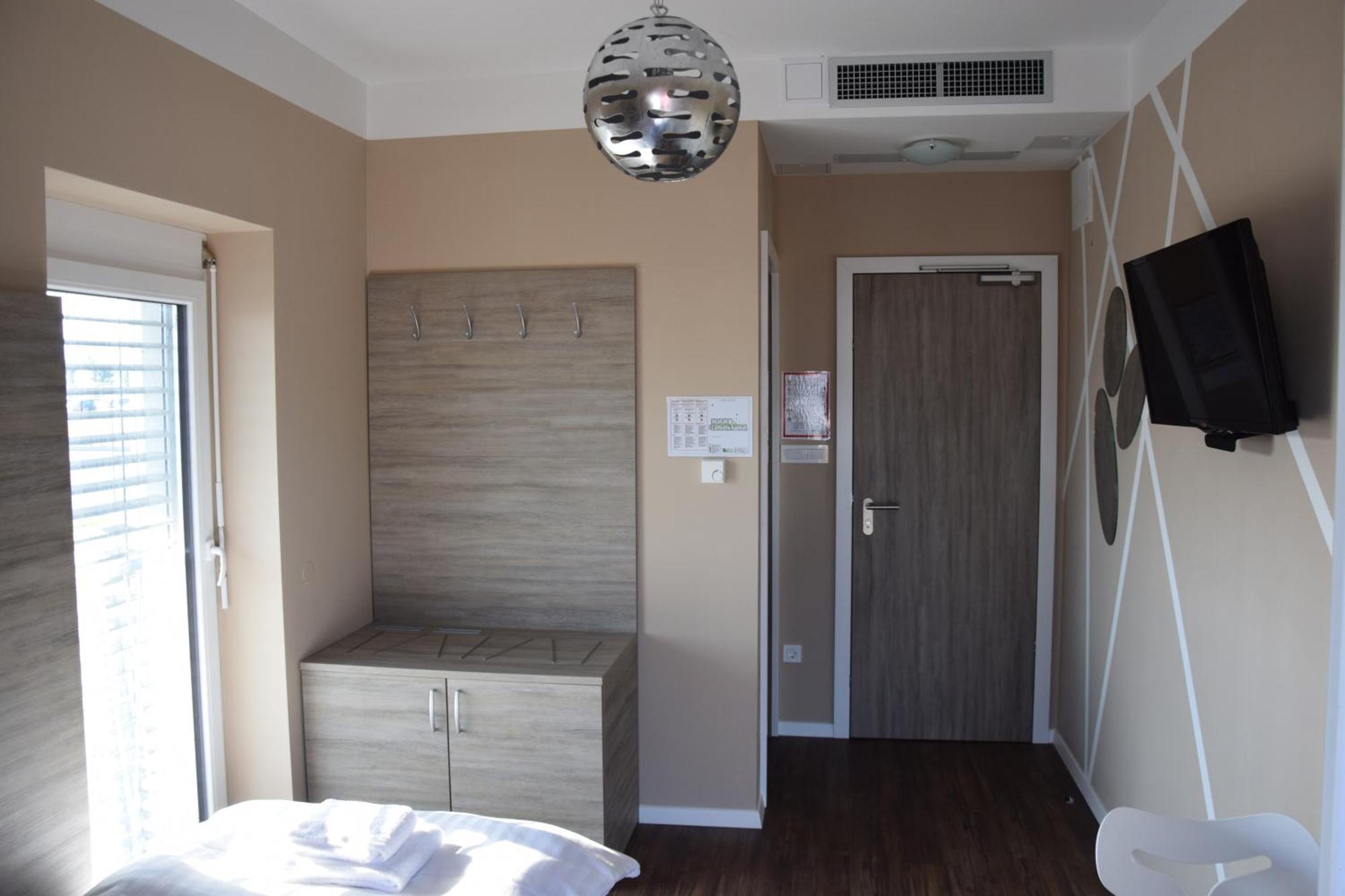 Daka Prenocisce Motel Velika Vas pri Krškem Rom bilde